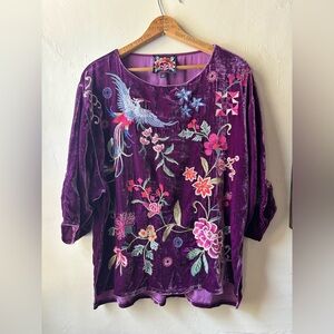 Johnny Was Nikkola Purple Velvet Boatneck Embroidered Blouse Like New
